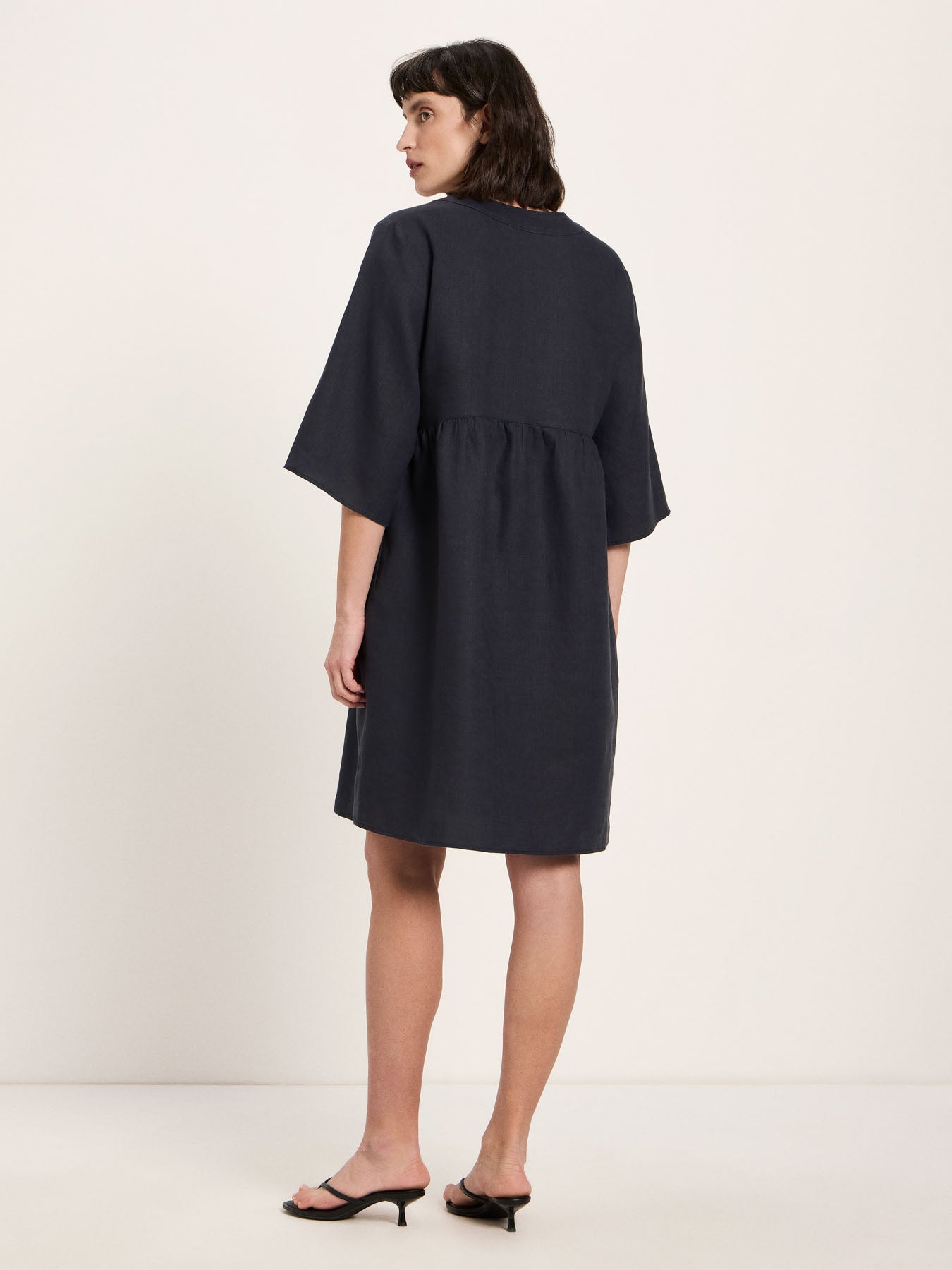 Lanius Kleid GOTS aus Bio-Leinen