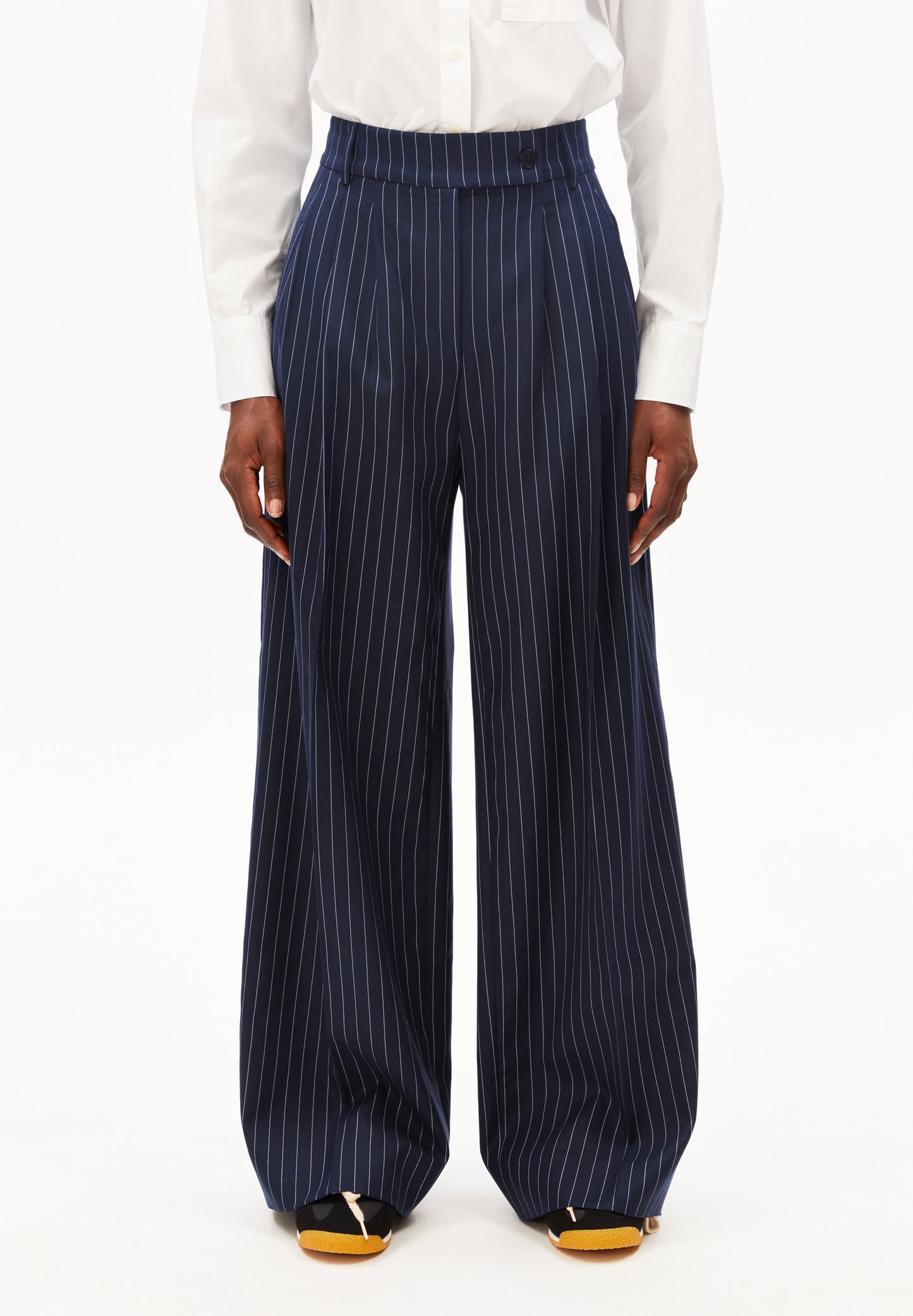 ARMEDANGELS Kaayua pinstripe Pants