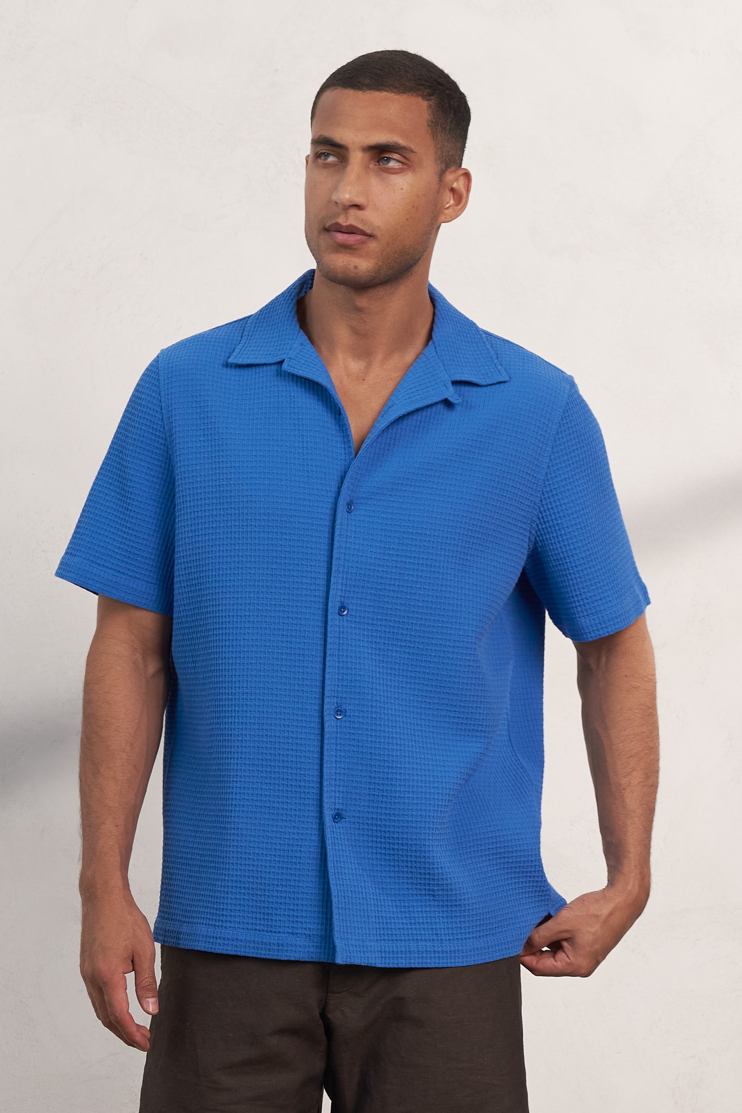 About Companions Kuno shirt crepe