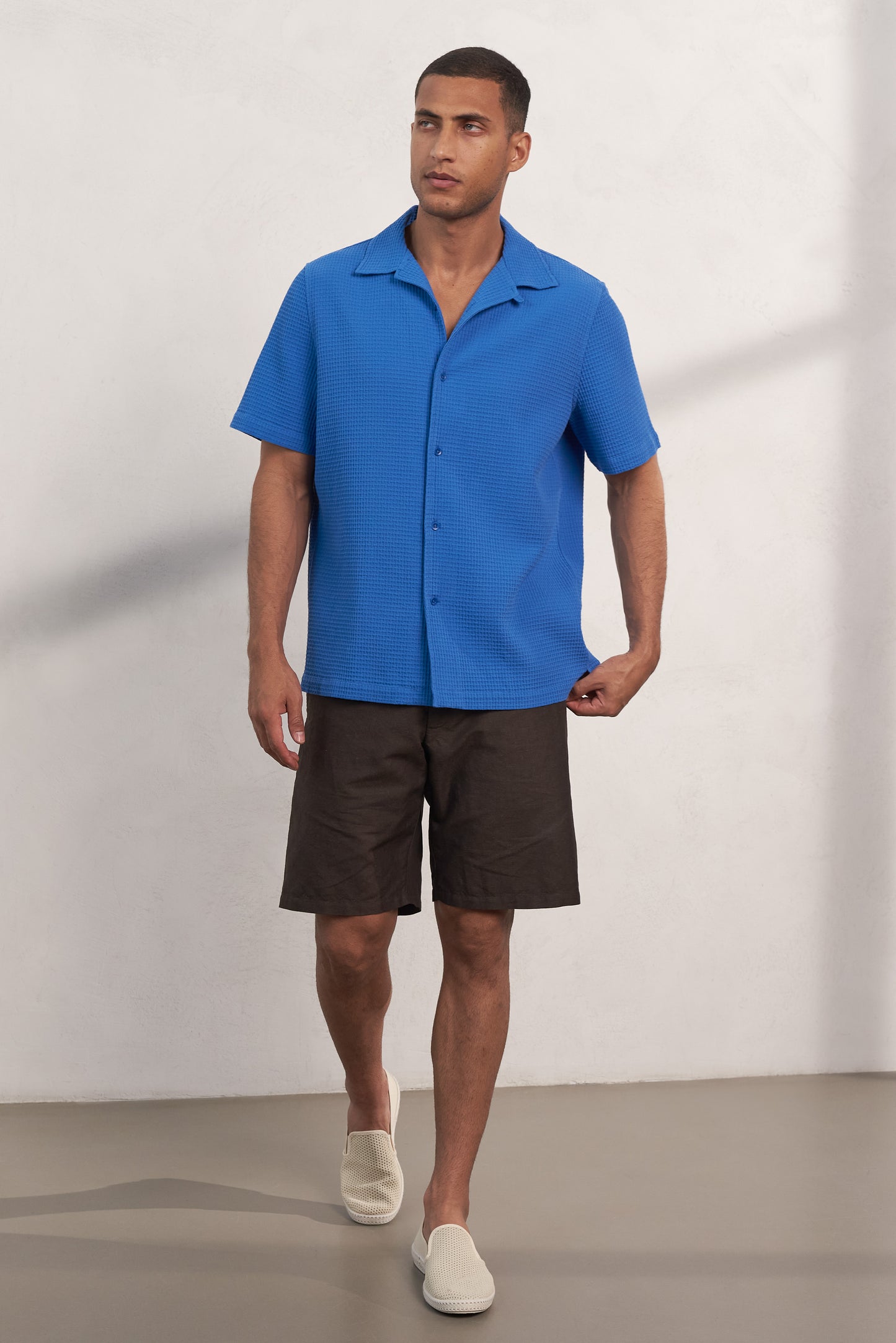 About Companions Kuno shirt crepe