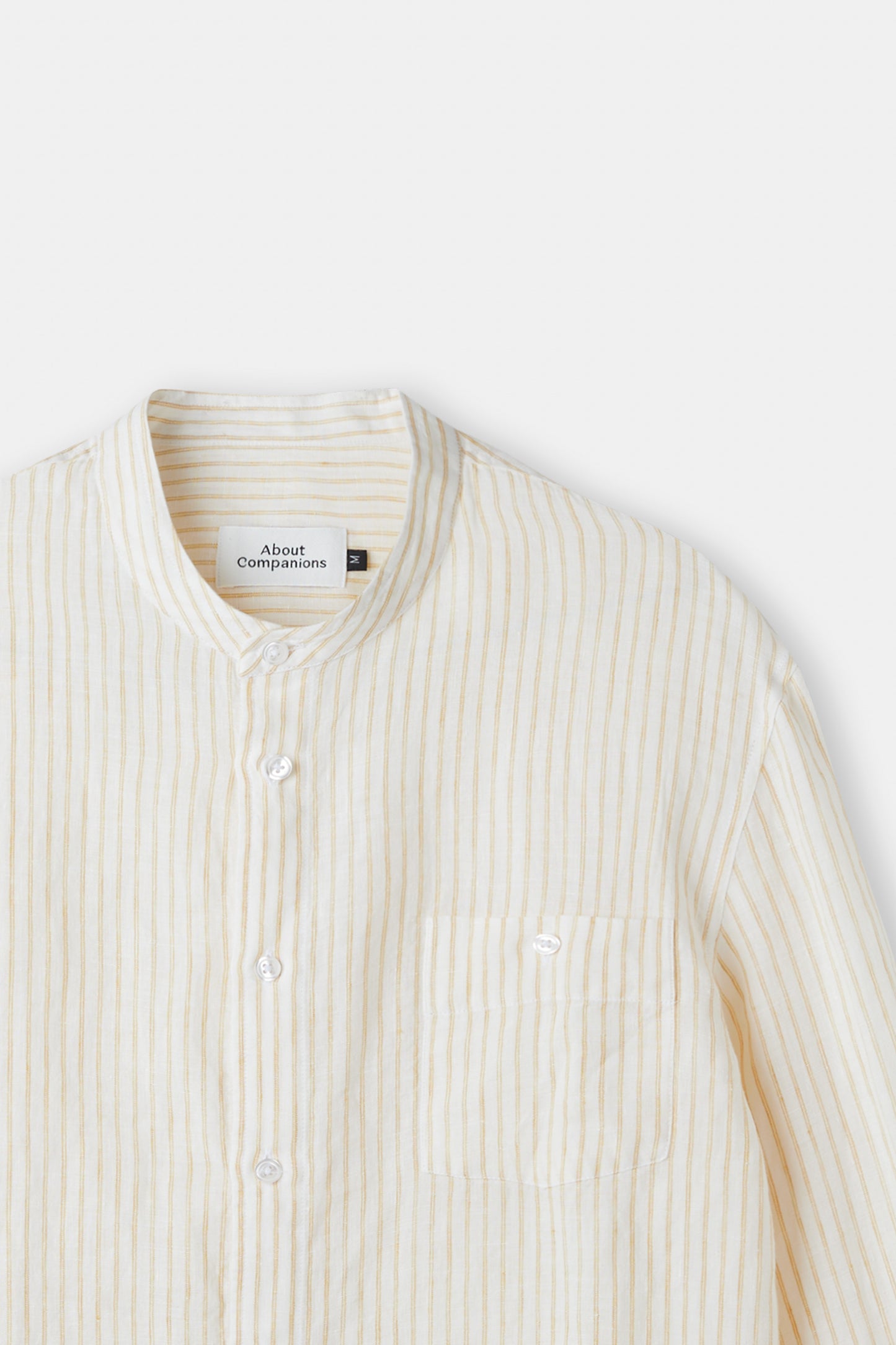 About Companions Nathan Stehkragenhemd